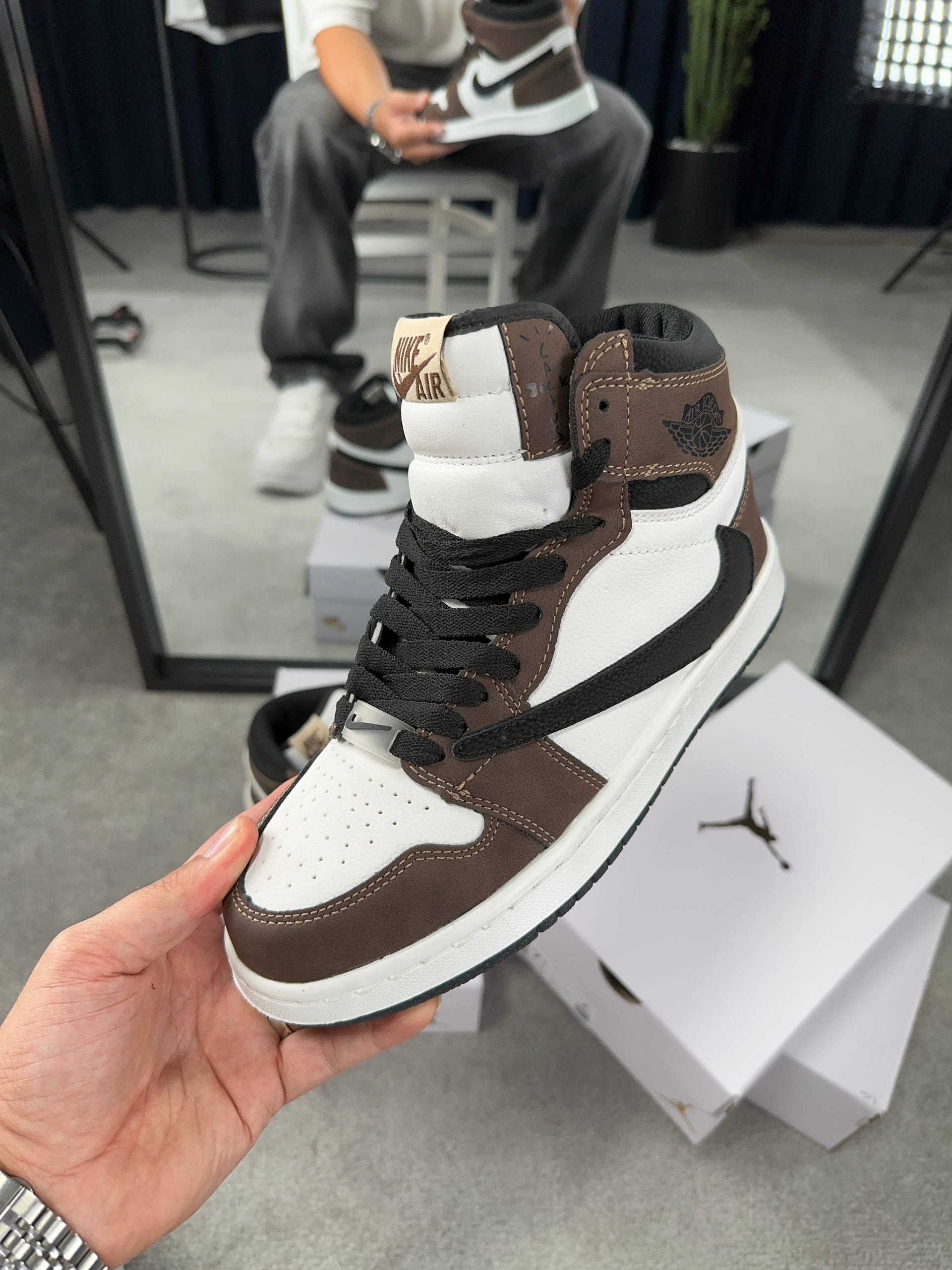 کتونی نایکی ترویس جردن  nike jordan